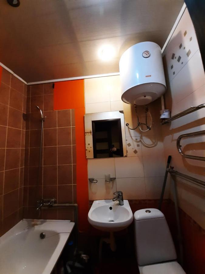 1 Комн Кв Остановка Дворец Спорта Строитель, Рядом С Улицей Химиков Tsjerkasy Buitenkant foto